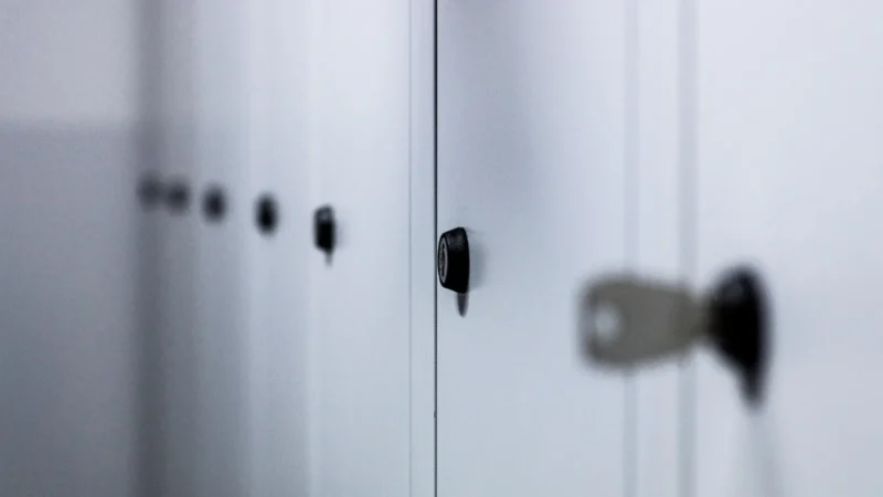 3 powody, dla których Warsztatowe szafy metalowe SLS są idealne dla szkół.